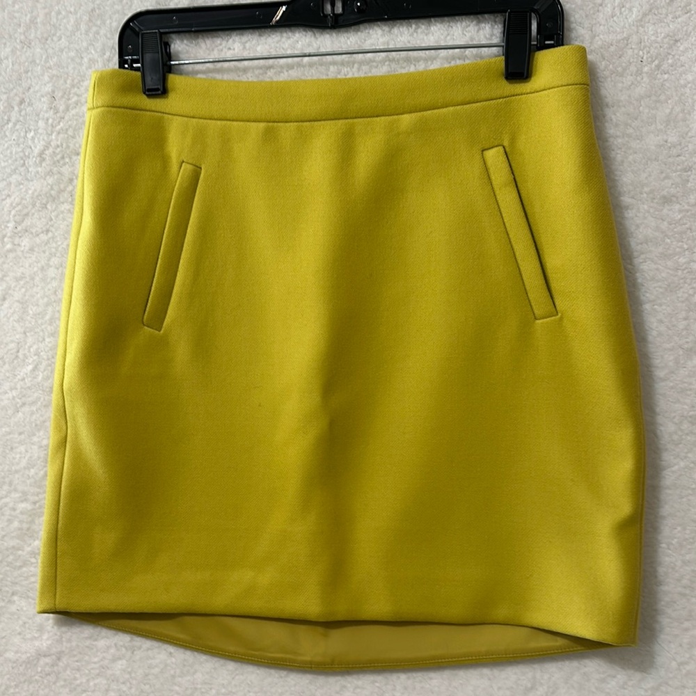 New J. Crew 100% Wool Yellow Mini Skirt Size 4